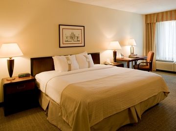 Wyndham Pittsburgh University Center
