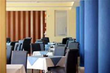 Paramount Hotel Apartments