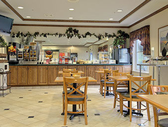 Baymont Inn & Suites Rockford