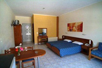 Olga'S Aparthotel Corfu