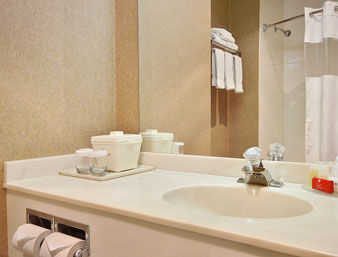 Ramada by Wyndham Salt Lake City Airport Hotel