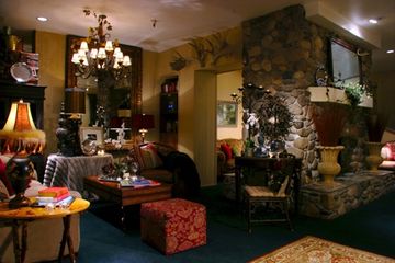 GetAways at the Lodge at Kingsbury Crossing
